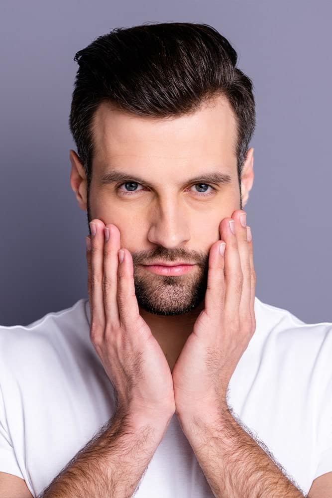 https://essencaclinic.com/wp-content/uploads/2024/12/Beard-Transplant5-min.jpg
