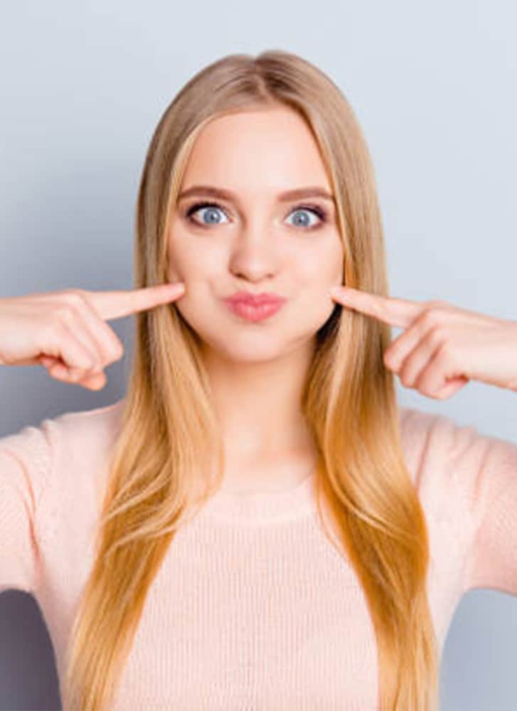 https://essencaclinic.com/wp-content/uploads/2024/12/what-is-arm-lift-min1.jpg